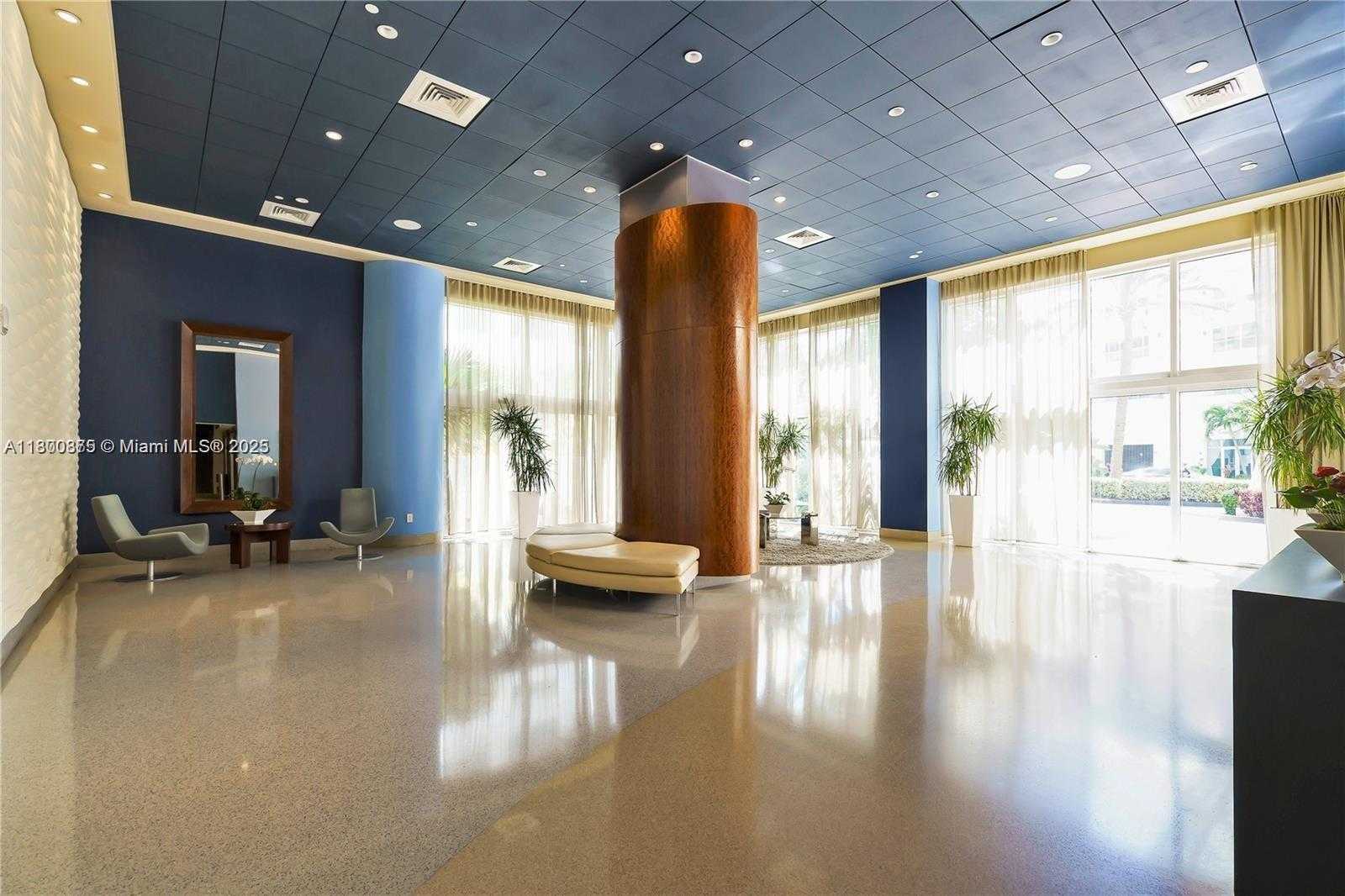 Small Image of 6365 COLLINS AVE #2805, Miami Beach Number 20