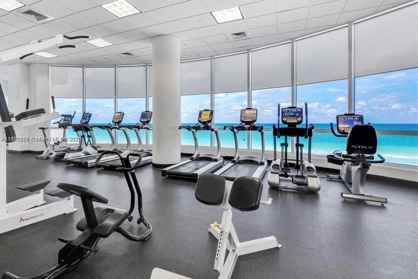 Small Image of 6365 COLLINS AVE #2805, Miami Beach Number 21
