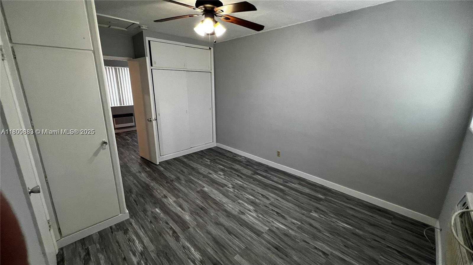 Small Image of 2211 LINCOLN ST #7, Hollywood Number 5