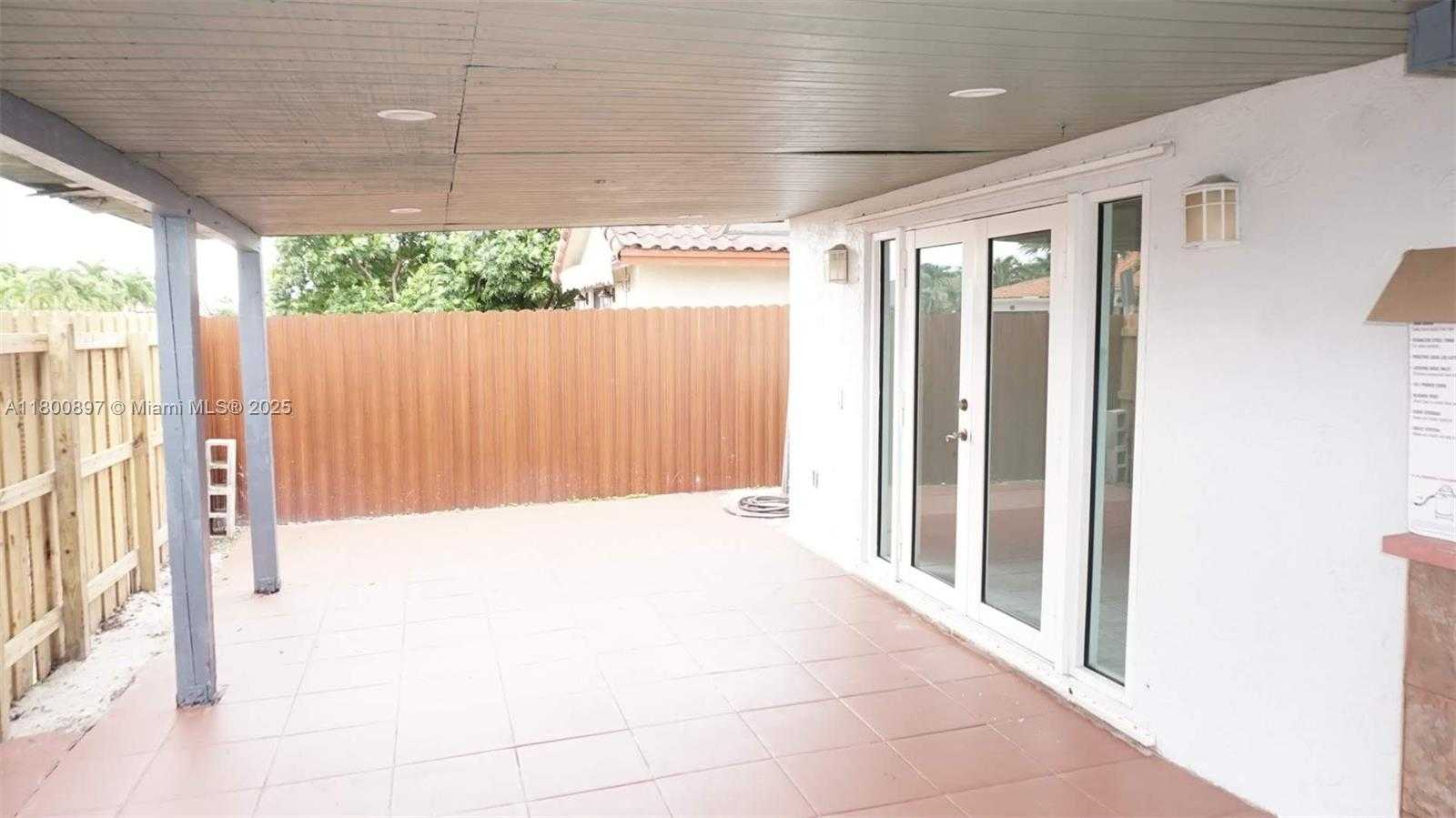 Small Image of 4909 SOUTH WEST 144TH CT, Miami Number 28