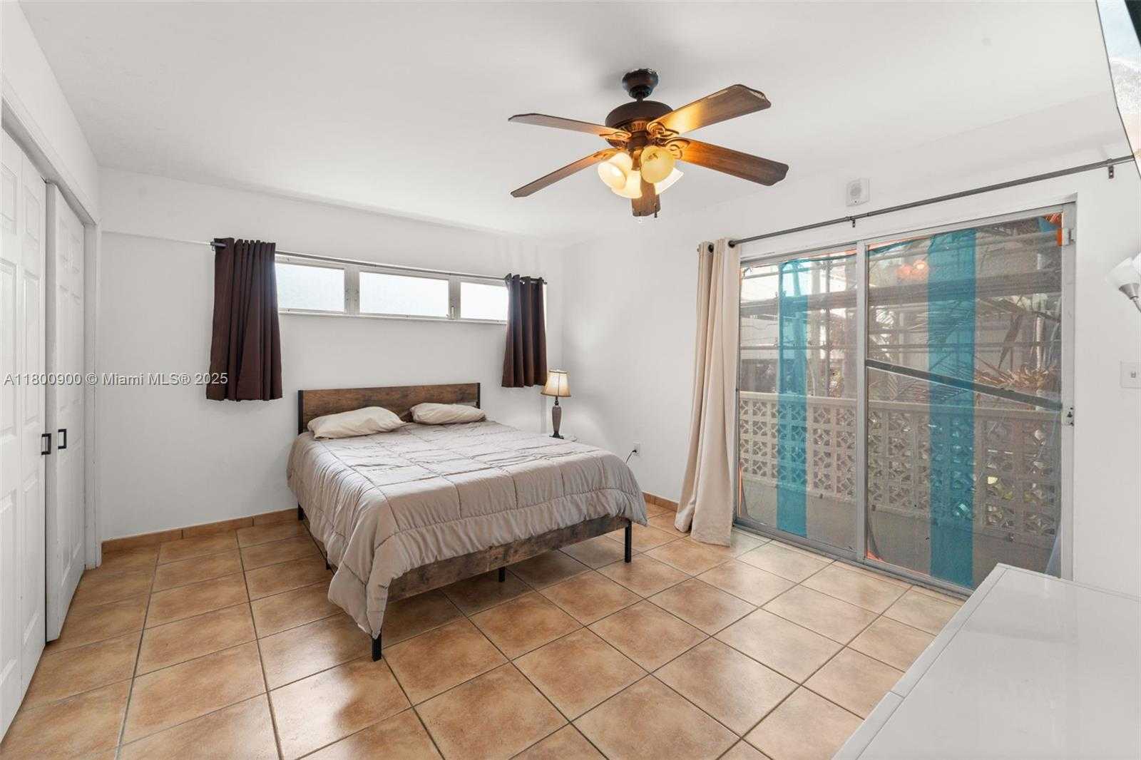 Small Image of 1614 WEST AVE #206, Miami Beach Number 7