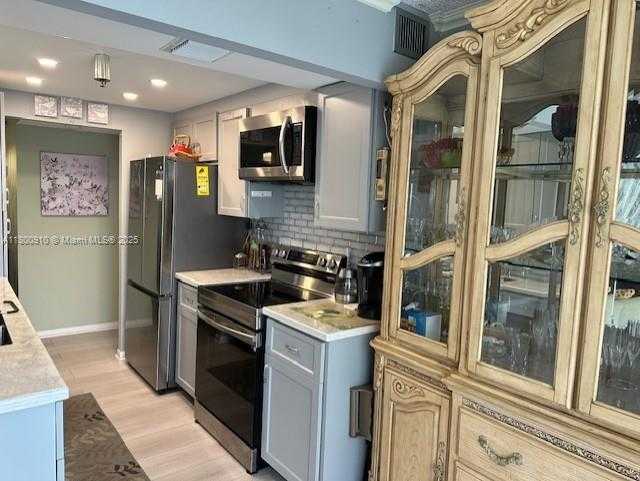 Small Image of 210 174TH ST #517, Sunny Isles Beach Number 24