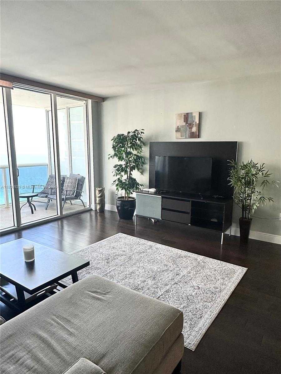 Small Image of 1830 SOUTH OCEAN DR #4109, Hallandale Beach Number 10