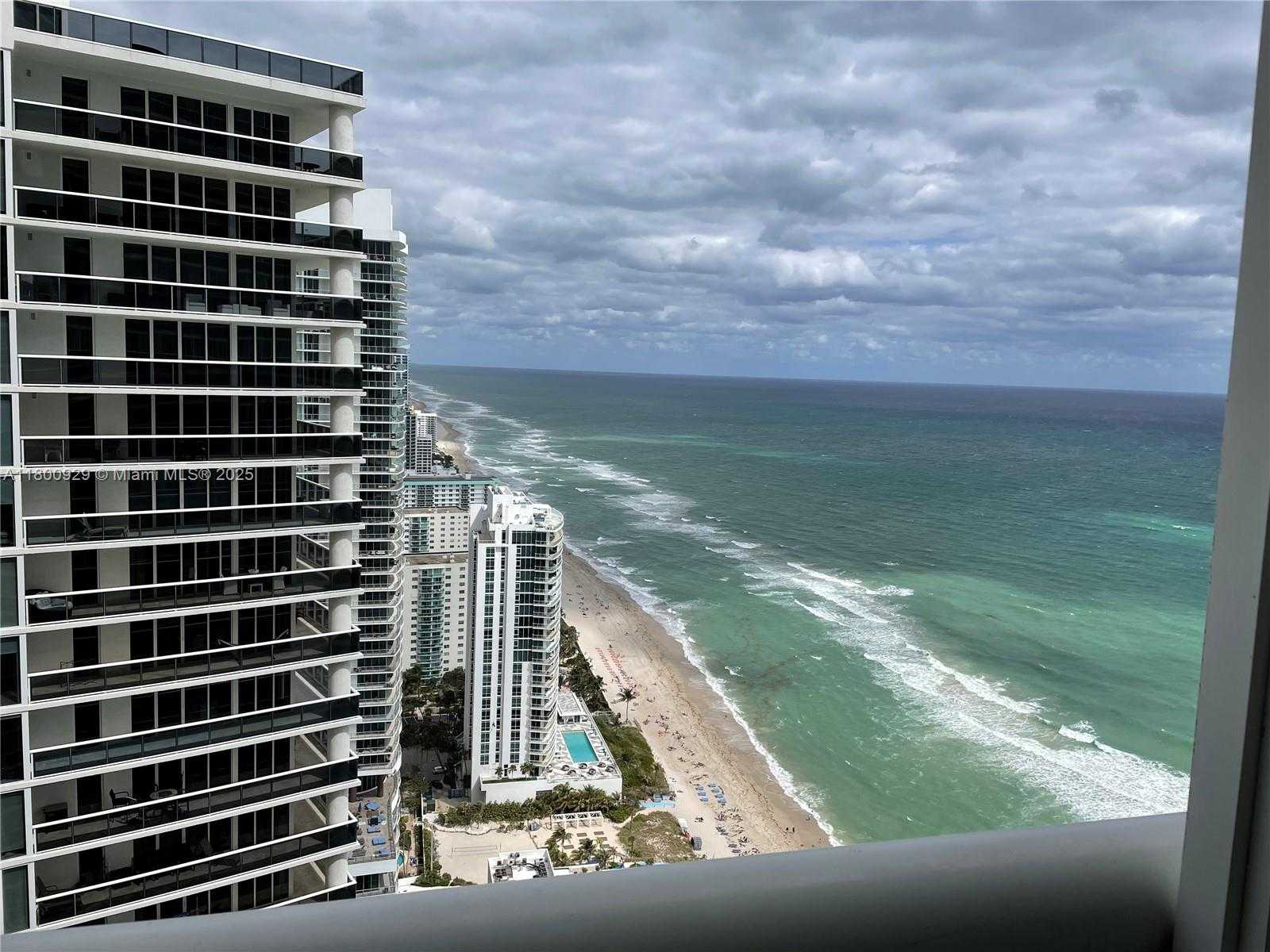 Small Image of 1830 SOUTH OCEAN DR #4109, Hallandale Beach Number 12