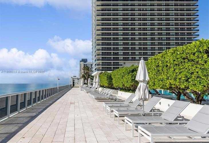 Small Image of 1830 SOUTH OCEAN DR #4109, Hallandale Beach Number 14