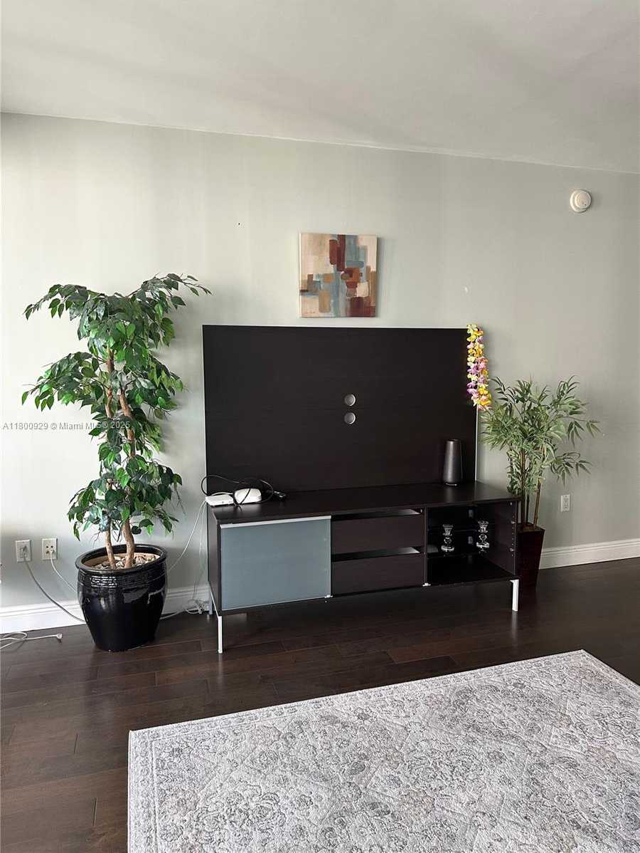 Small Image of 1830 SOUTH OCEAN DR #4109, Hallandale Beach Number 9