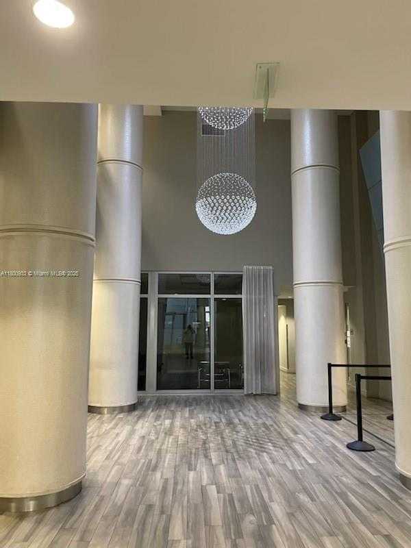 Small Image of 1750 NORTH BAYSHORE DR #1601, Miami Number 5