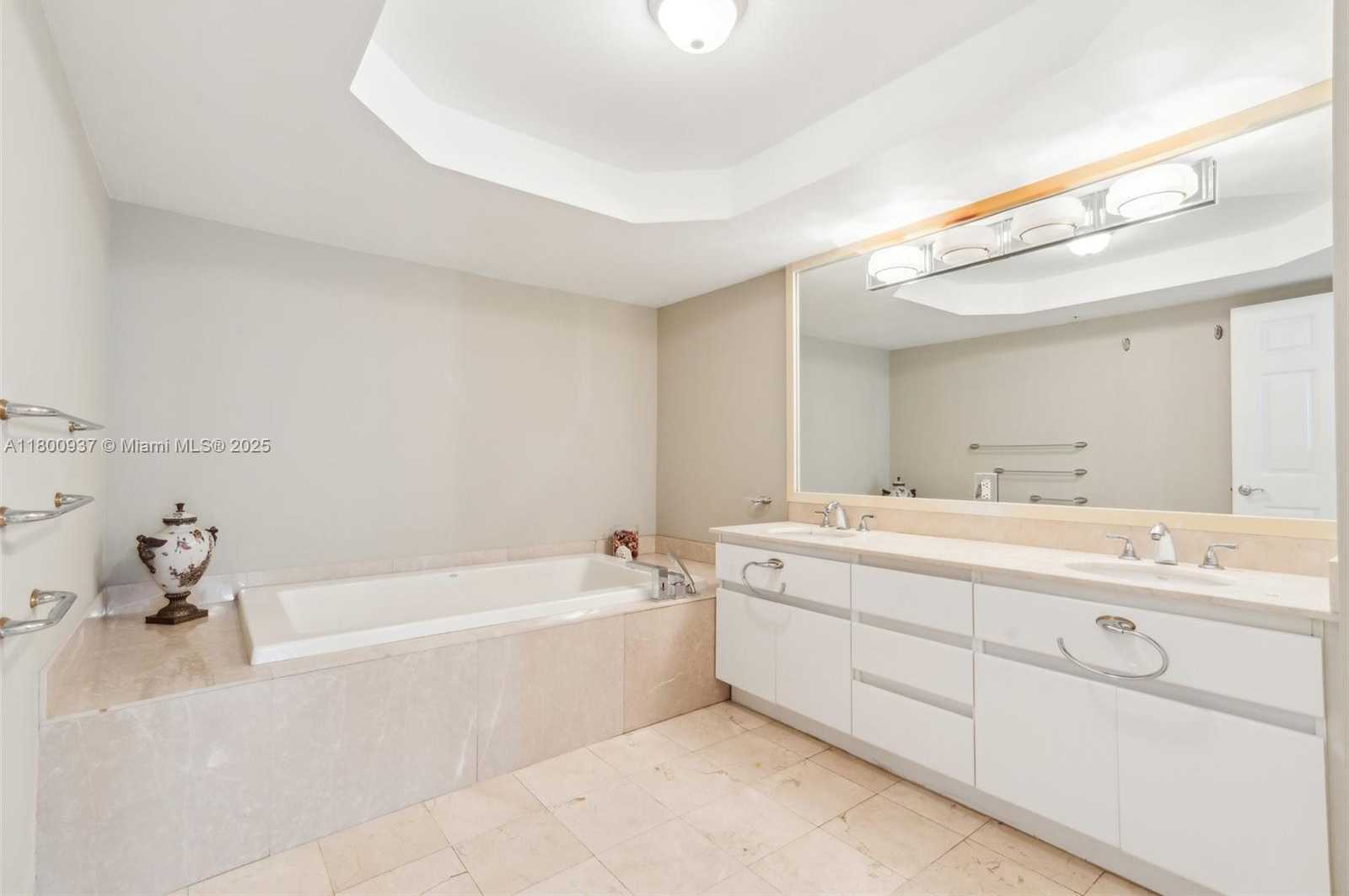 Small Image of 16711 COLLINS AVE #704, Sunny Isles Beach Number 19