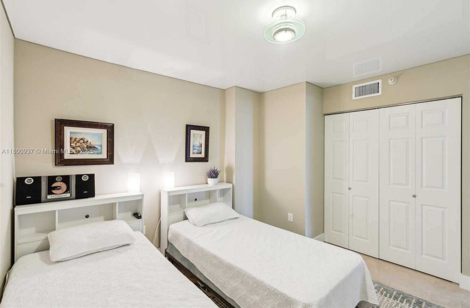 Small Image of 16711 COLLINS AVE #704, Sunny Isles Beach Number 26
