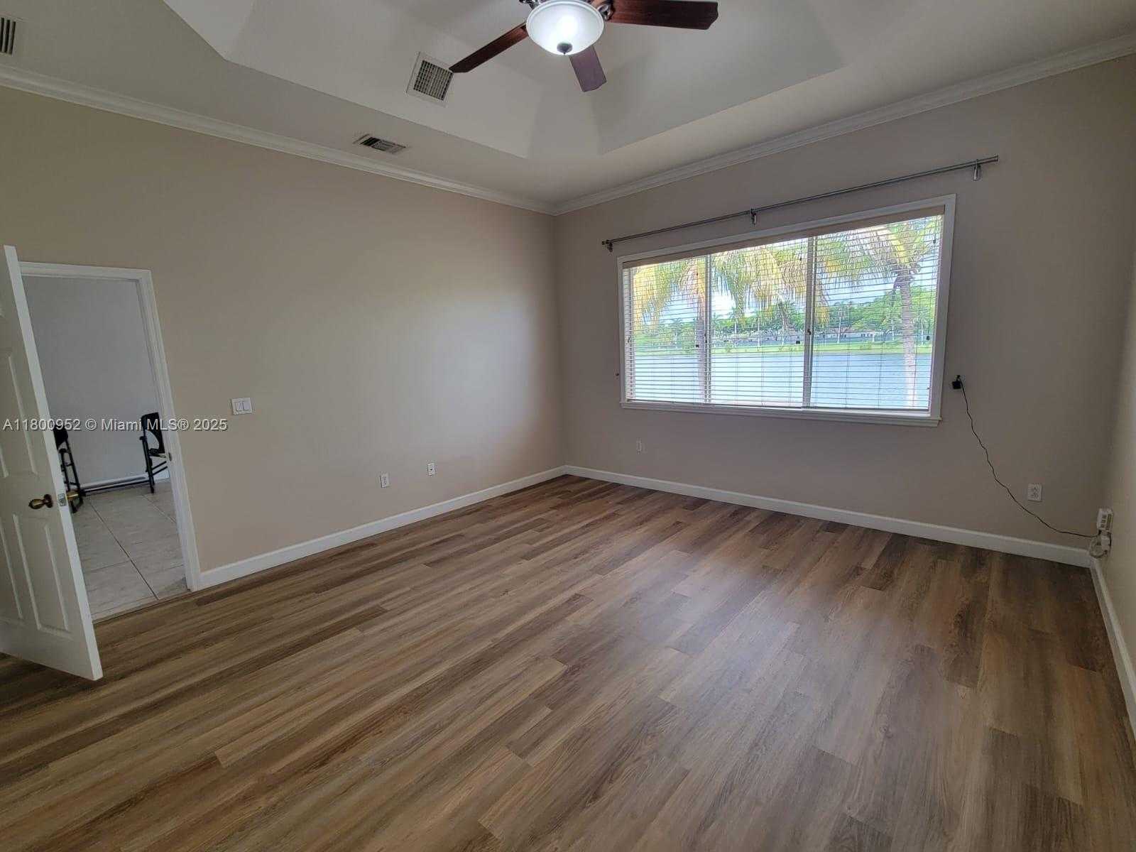 Small Image of 22032 SOUTH WEST 95TH PL #22032, Cutler Bay Number 28