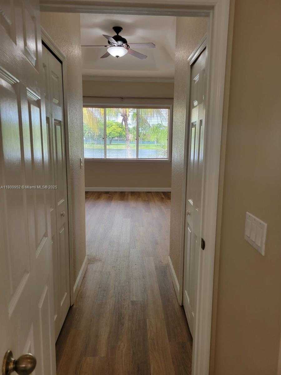 Small Image of 22032 SOUTH WEST 95TH PL #22032, Cutler Bay Number 29