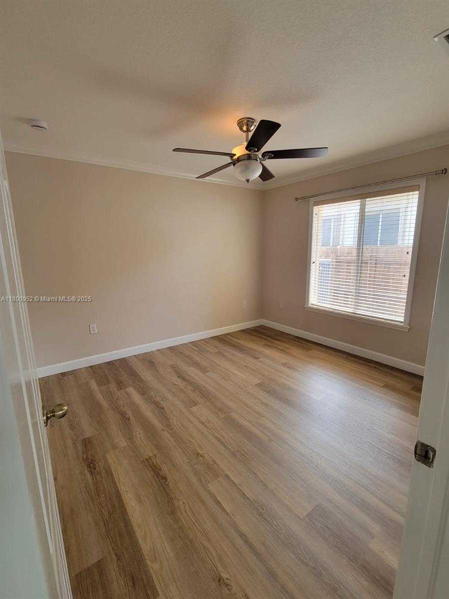Small Image of 22032 SOUTH WEST 95TH PL #22032, Cutler Bay Number 37