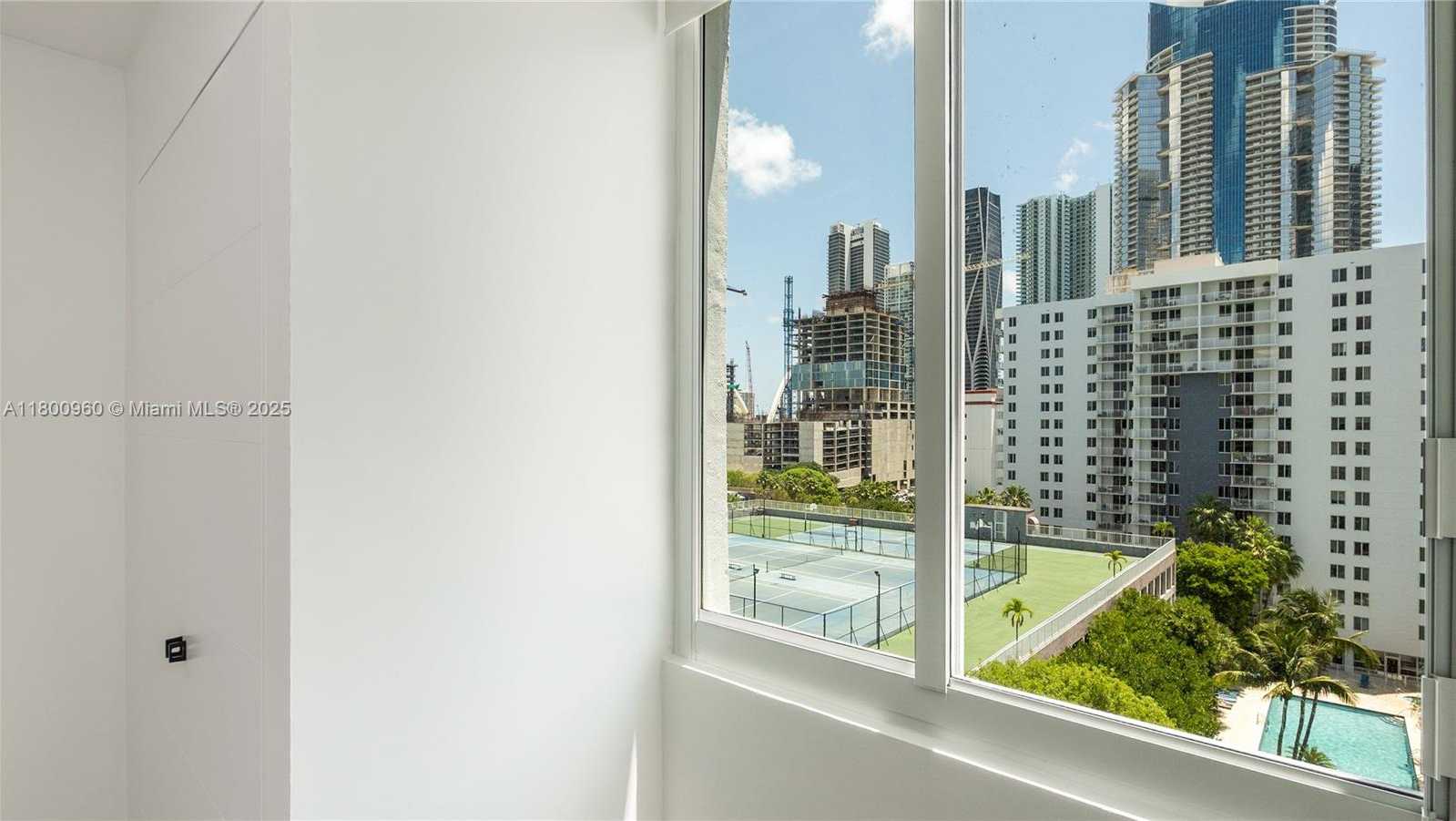 Small Image of 850 NORTH MIAMI AVE #W-1003, Miami Number 23