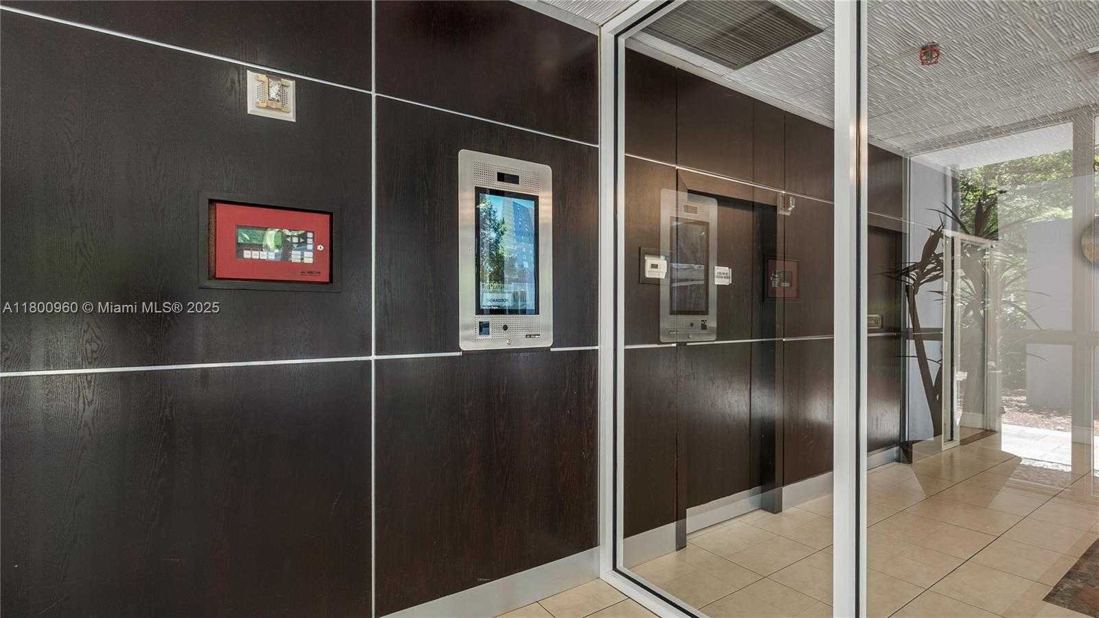 Small Image of 850 NORTH MIAMI AVE #W-1003, Miami Number 31