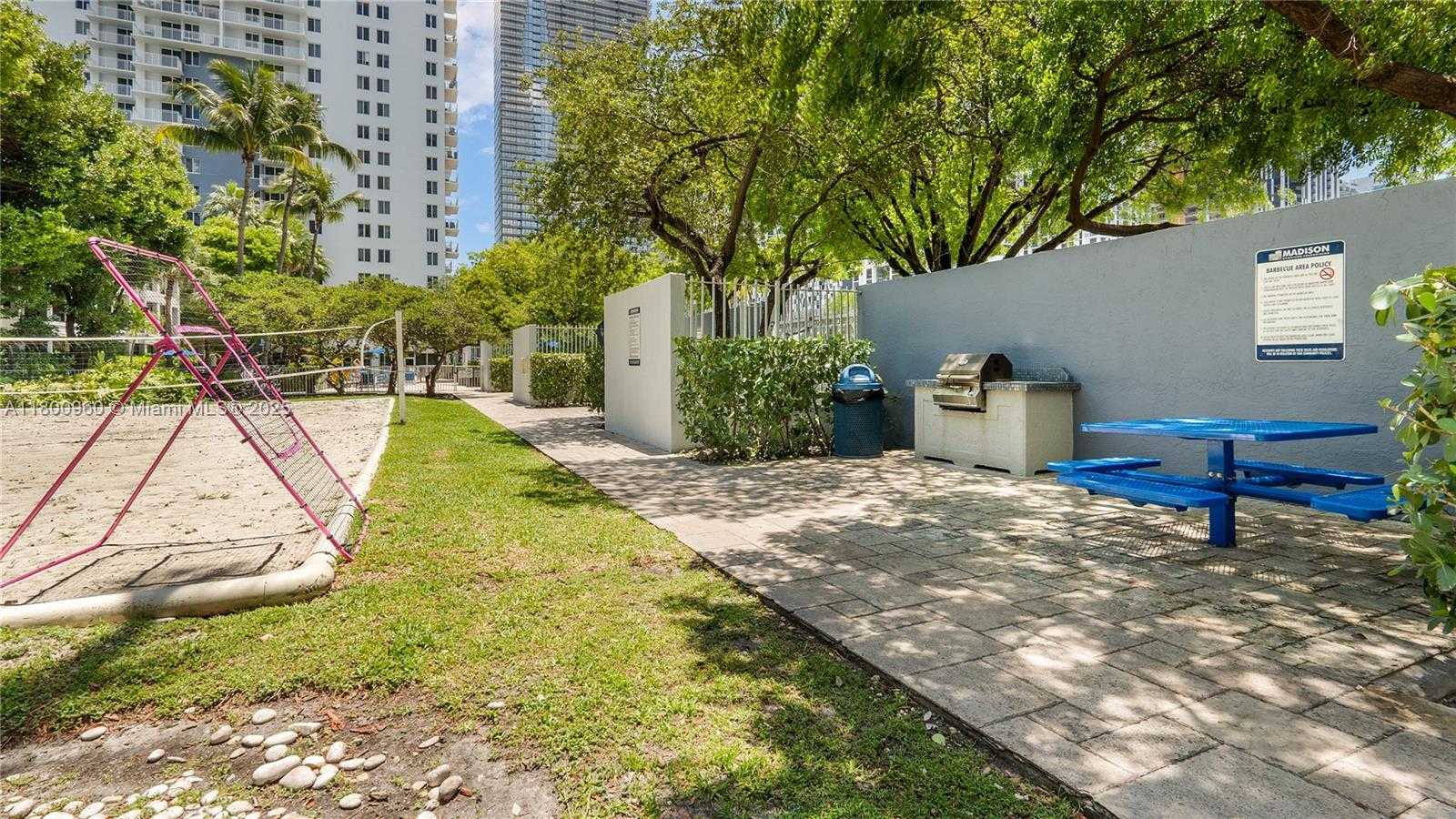 Small Image of 850 NORTH MIAMI AVE #W-1003, Miami Number 35