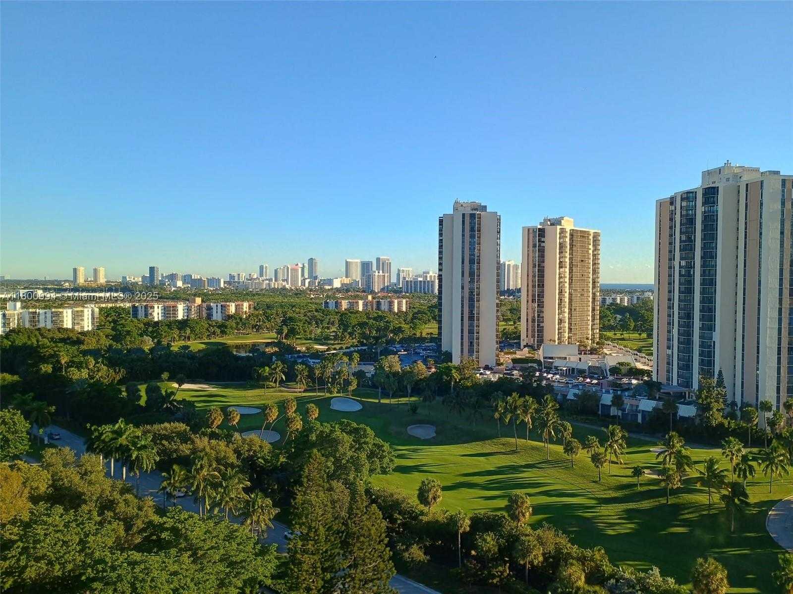 Small Image of 20100 WEST COUNTRY CLUB DR #1504, Aventura Number 2