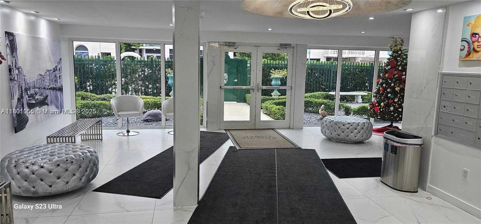 Small Image of 720 SOUTH COLLINS #308, Miami Beach Number 4