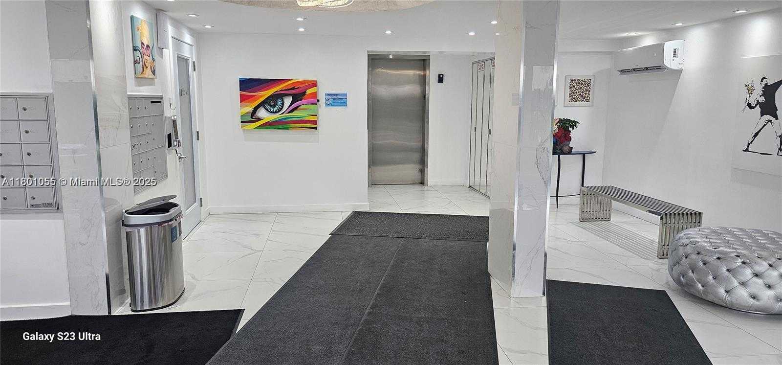 Small Image of 720 SOUTH COLLINS #308, Miami Beach Number 6