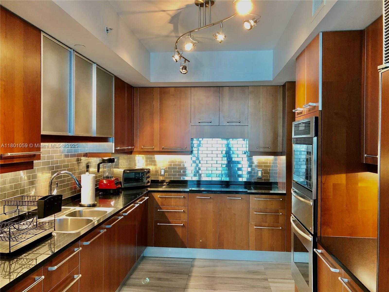 Small Image of 3101 SOUTH OCEAN DR #801, Hollywood Number 18
