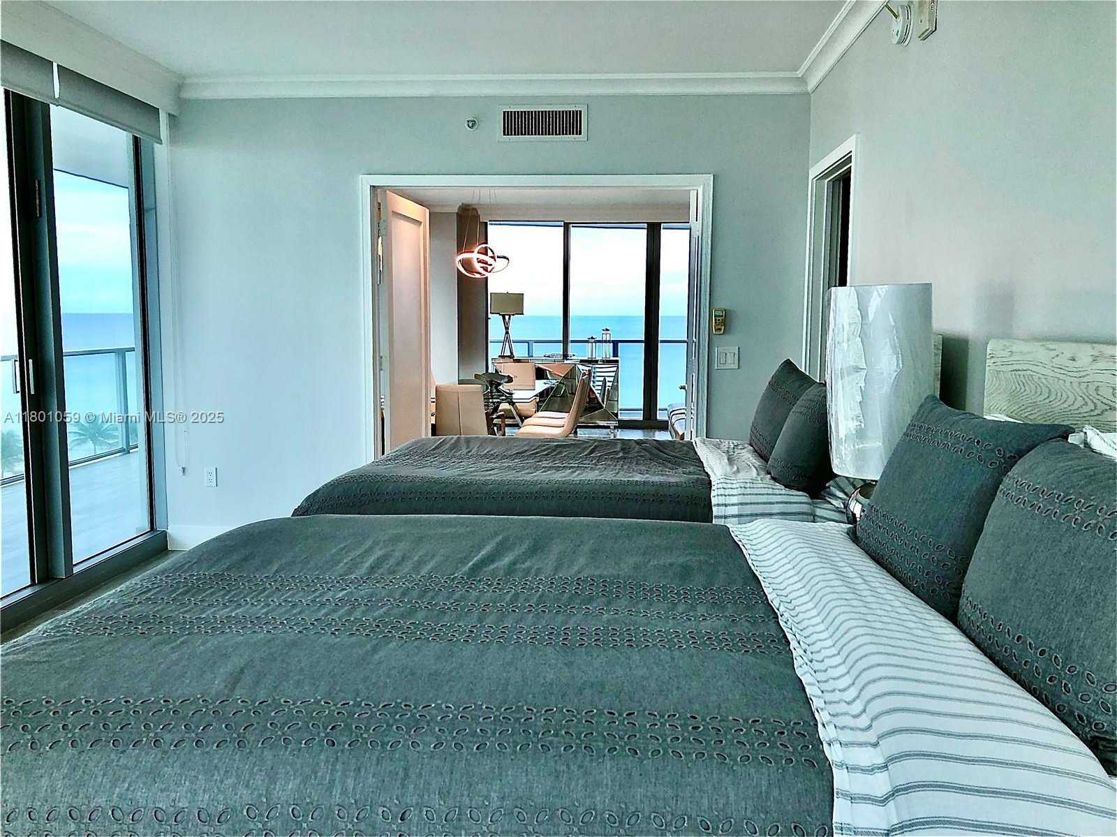 Small Image of 3101 SOUTH OCEAN DR #801, Hollywood Number 31