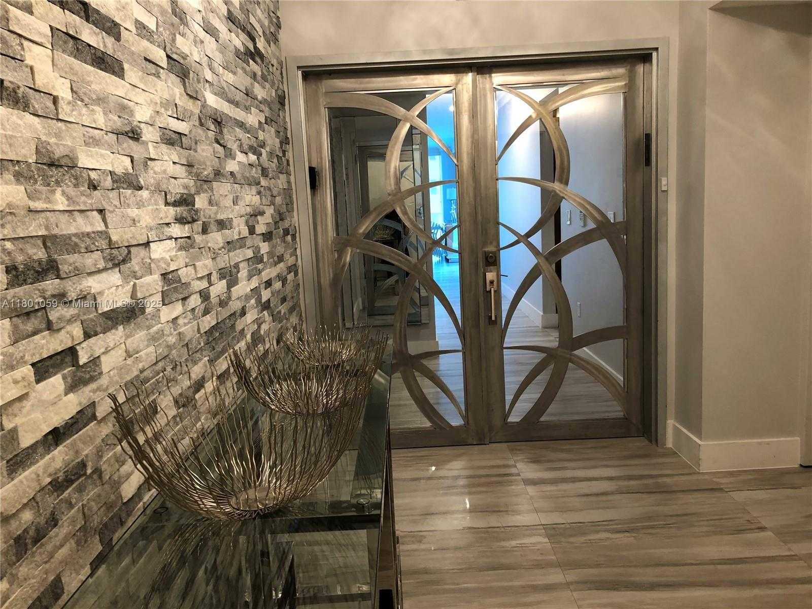Small Image of 3101 SOUTH OCEAN DR #801, Hollywood Number 4
