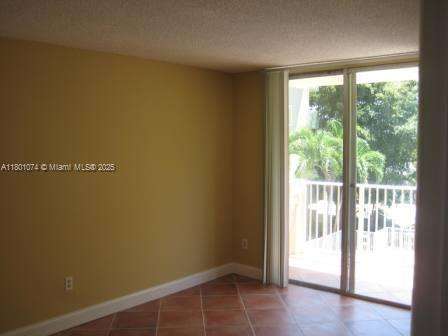 Small Image of 1801 SOUTH TREASURE DR #307, North Bay Village Number 2