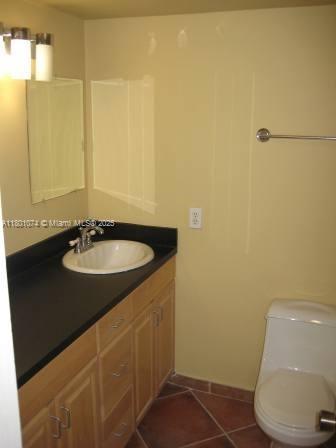 Small Image of 1801 SOUTH TREASURE DR #307, North Bay Village Number 6