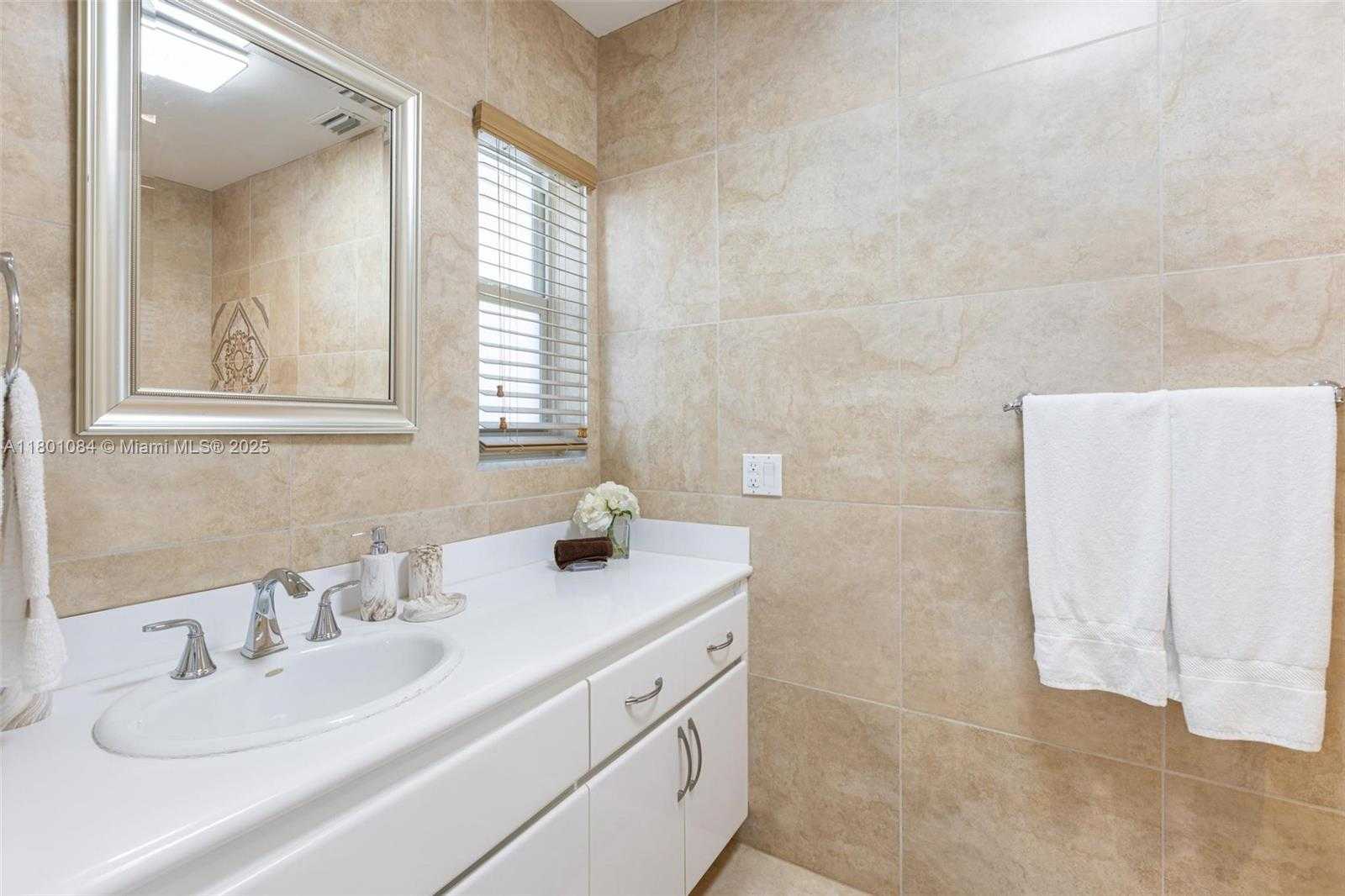 Small Image of 4741 NORTH EAST 29TH AVE, Fort Lauderdale Number 10