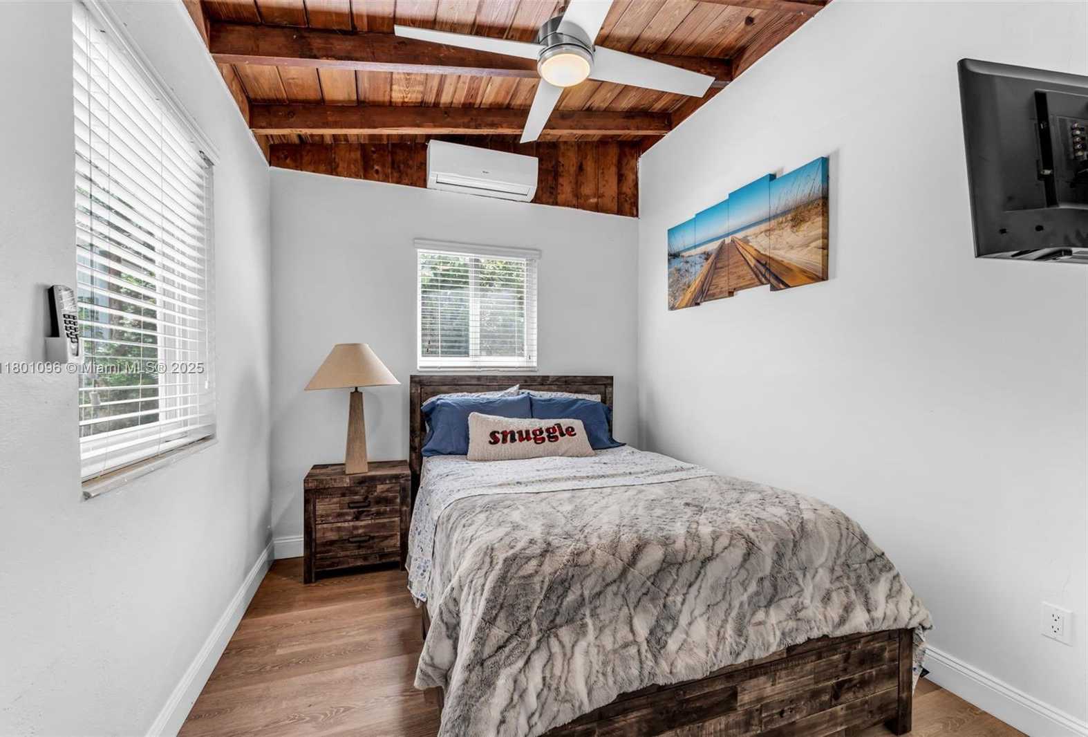 Small Image of 7 CORAL DR, Key Largo Number 14