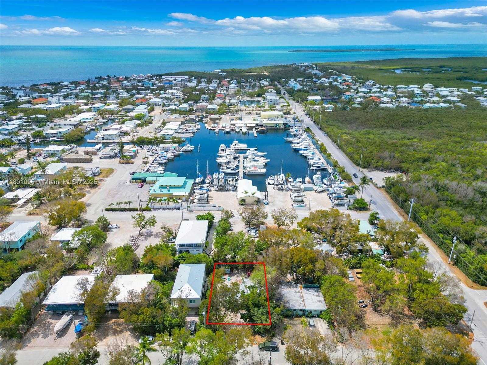 Small Image of 7 CORAL DR, Key Largo Number 23