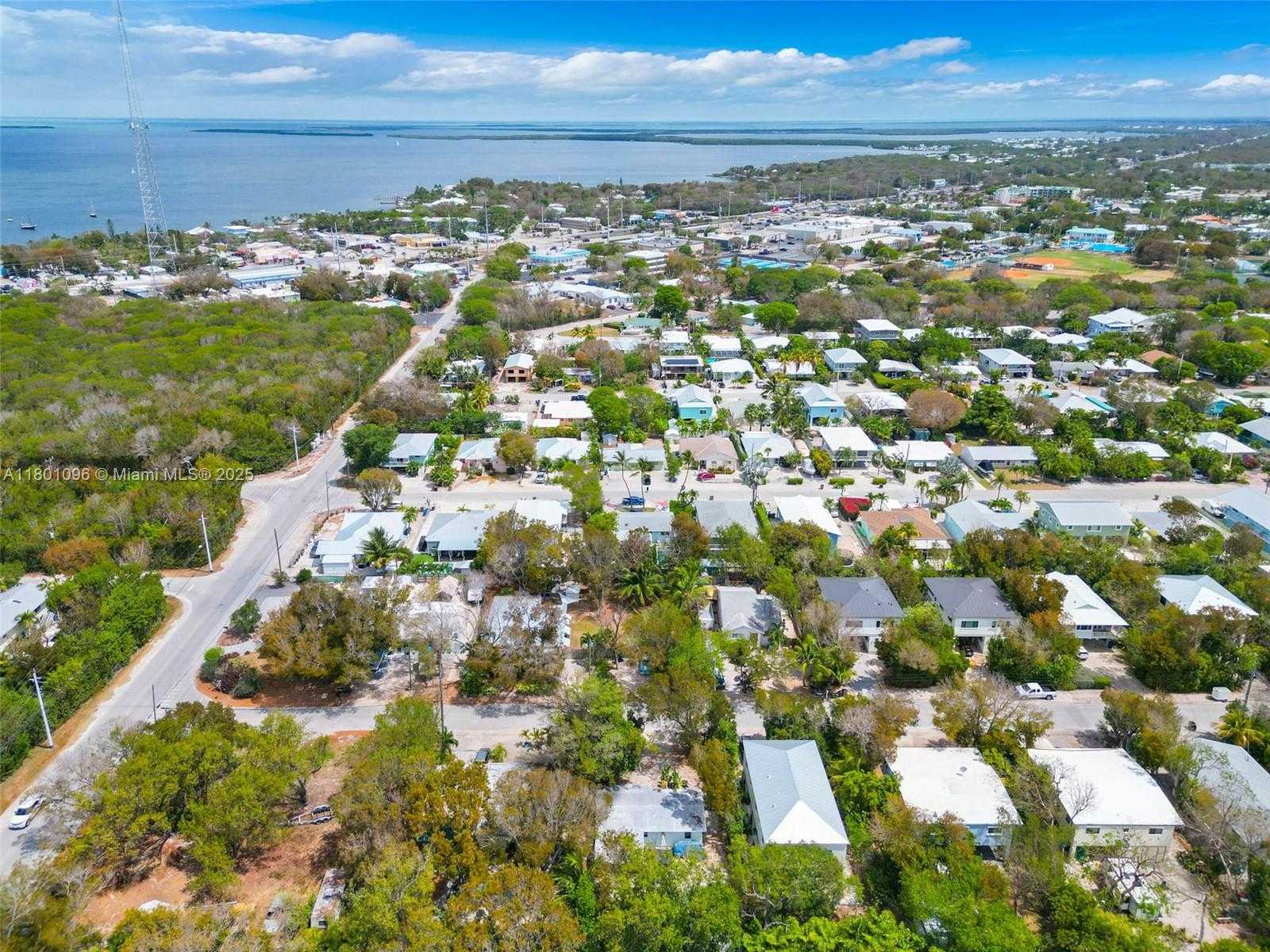 Small Image of 7 CORAL DR, Key Largo Number 30