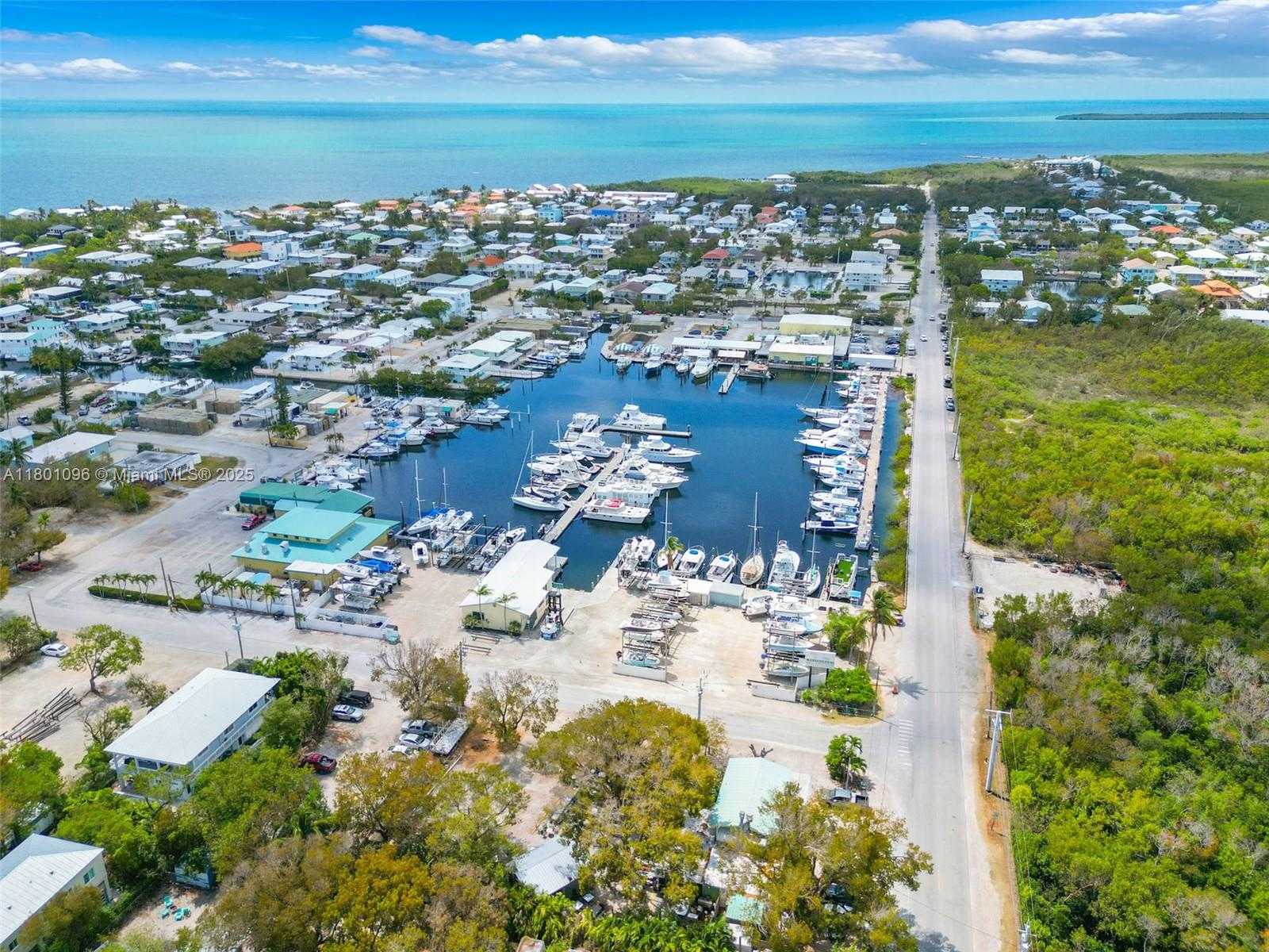 Small Image of 7 CORAL DR, Key Largo Number 36