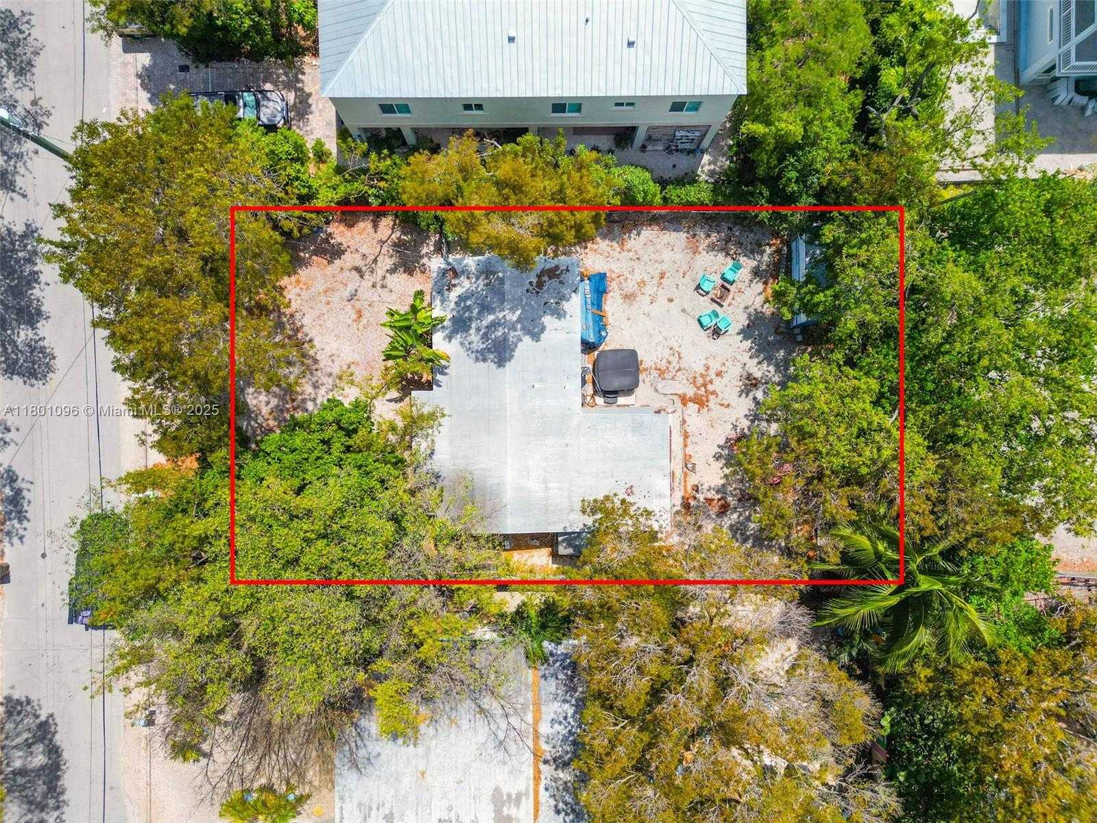 Small Image of 7 CORAL DR, Key Largo Number 37