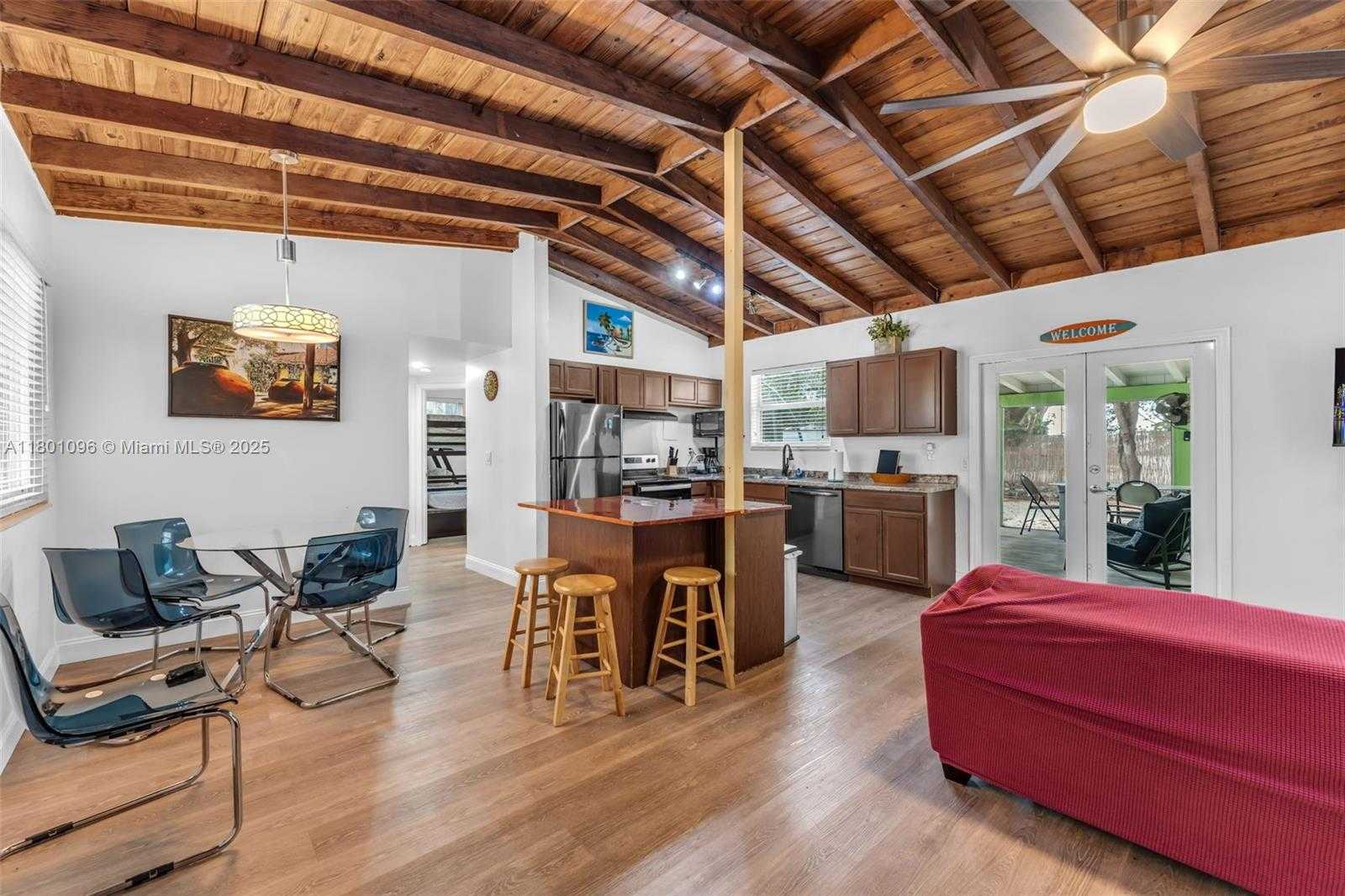 Small Image of 7 CORAL DR, Key Largo Number 5