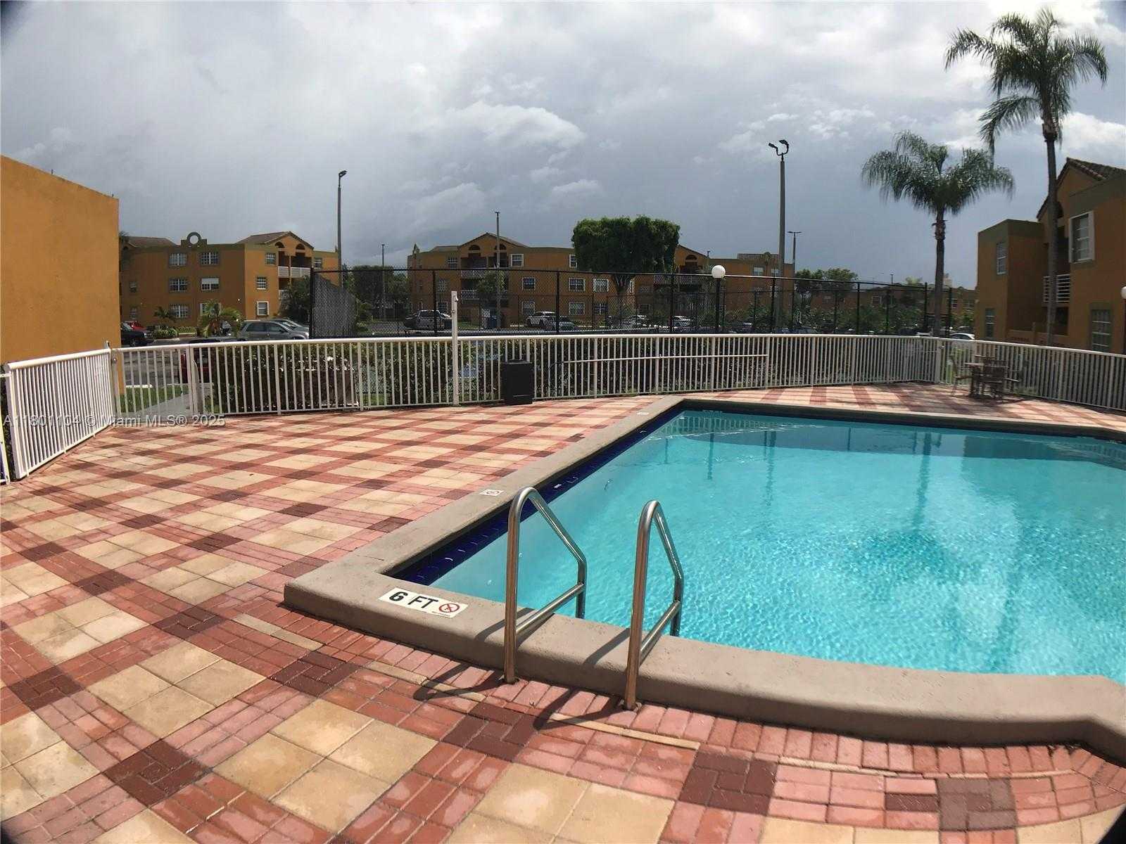 Small Image of 9731 NORTH FONTAINEBLEAU BLVD #F110, Miami Number 22
