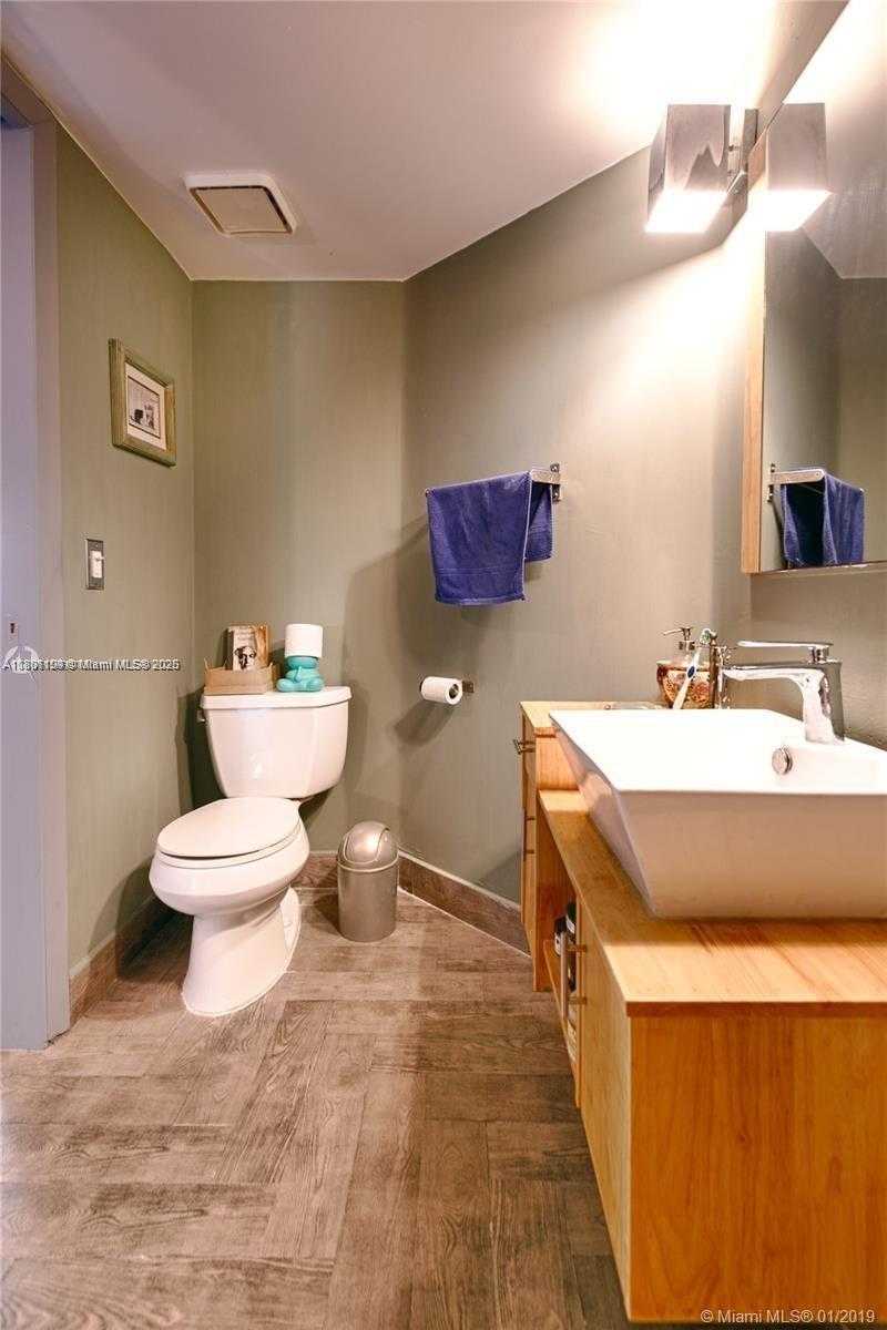 Small Image of 9731 NORTH FONTAINEBLEAU BLVD #F110, Miami Number 8