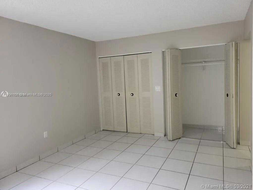 Small Image of 1900 WEST 68TH ST #G200, Hialeah Number 2
