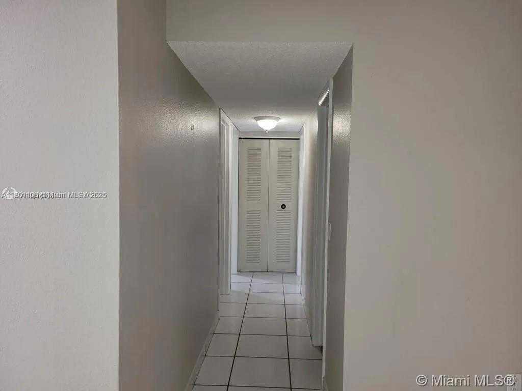 Small Image of 1900 WEST 68TH ST #G200, Hialeah Number 3