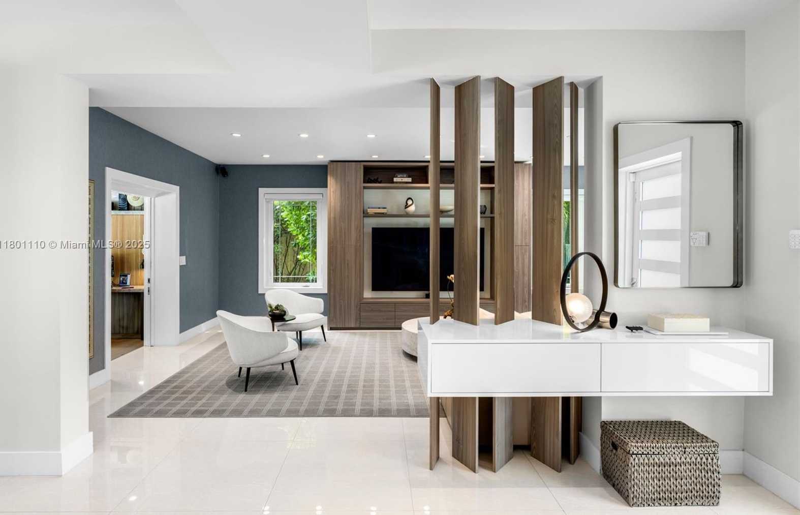Small Image of 4469 ALTON RD, Miami Beach Number 10