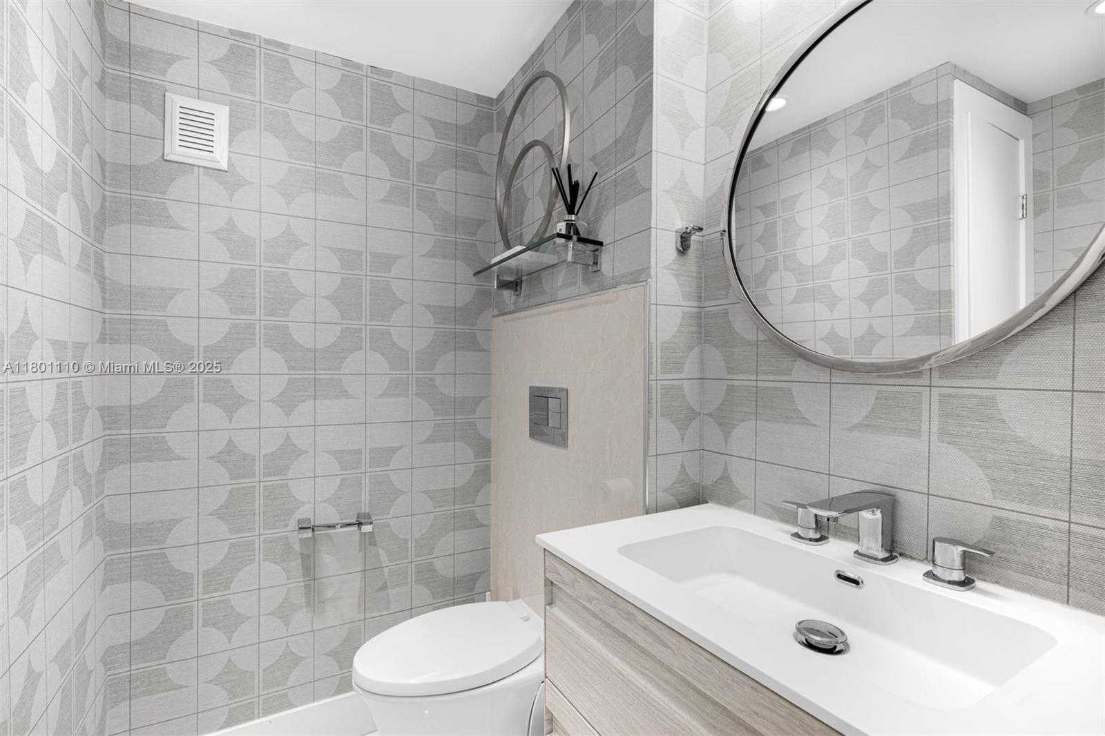 Small Image of 4469 ALTON RD, Miami Beach Number 15