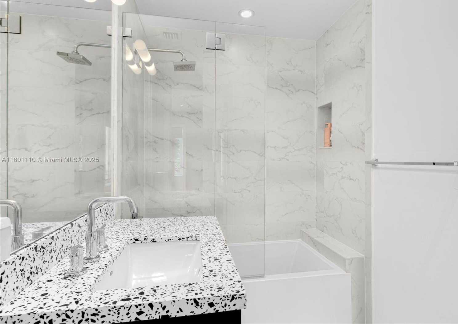 Small Image of 4469 ALTON RD, Miami Beach Number 24