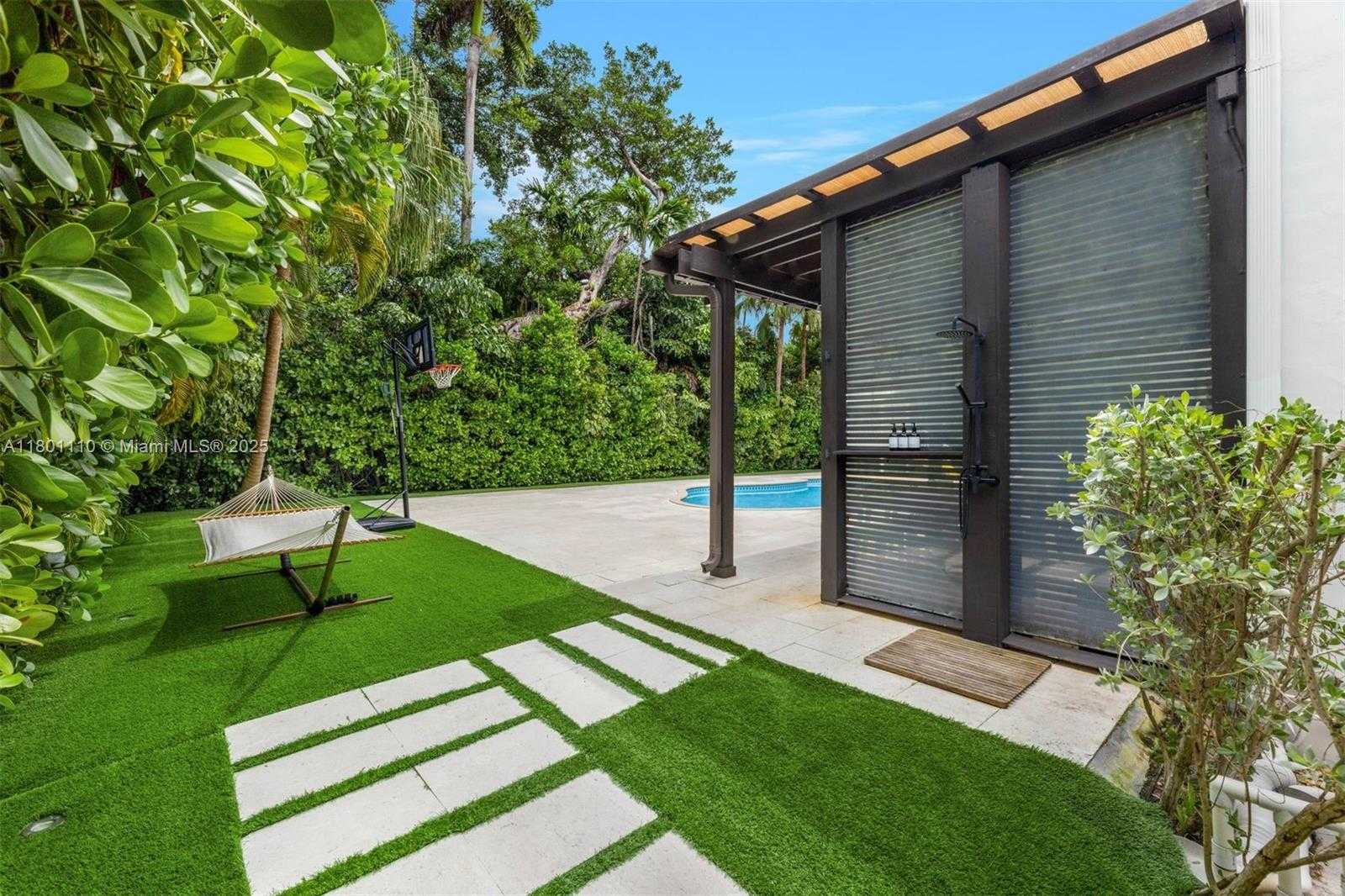 Small Image of 4469 ALTON RD, Miami Beach Number 33