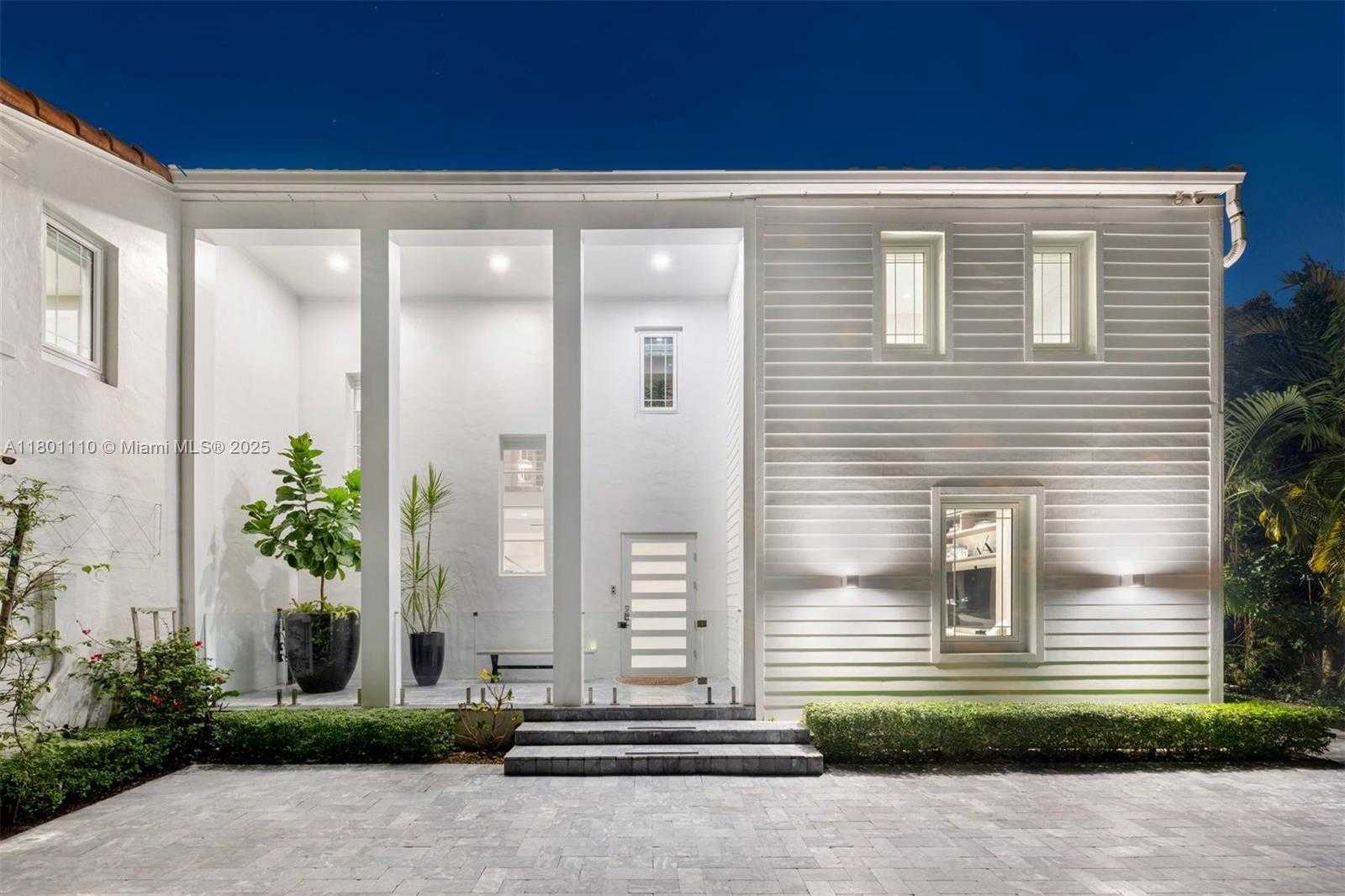 Small Image of 4469 ALTON RD, Miami Beach Number 36