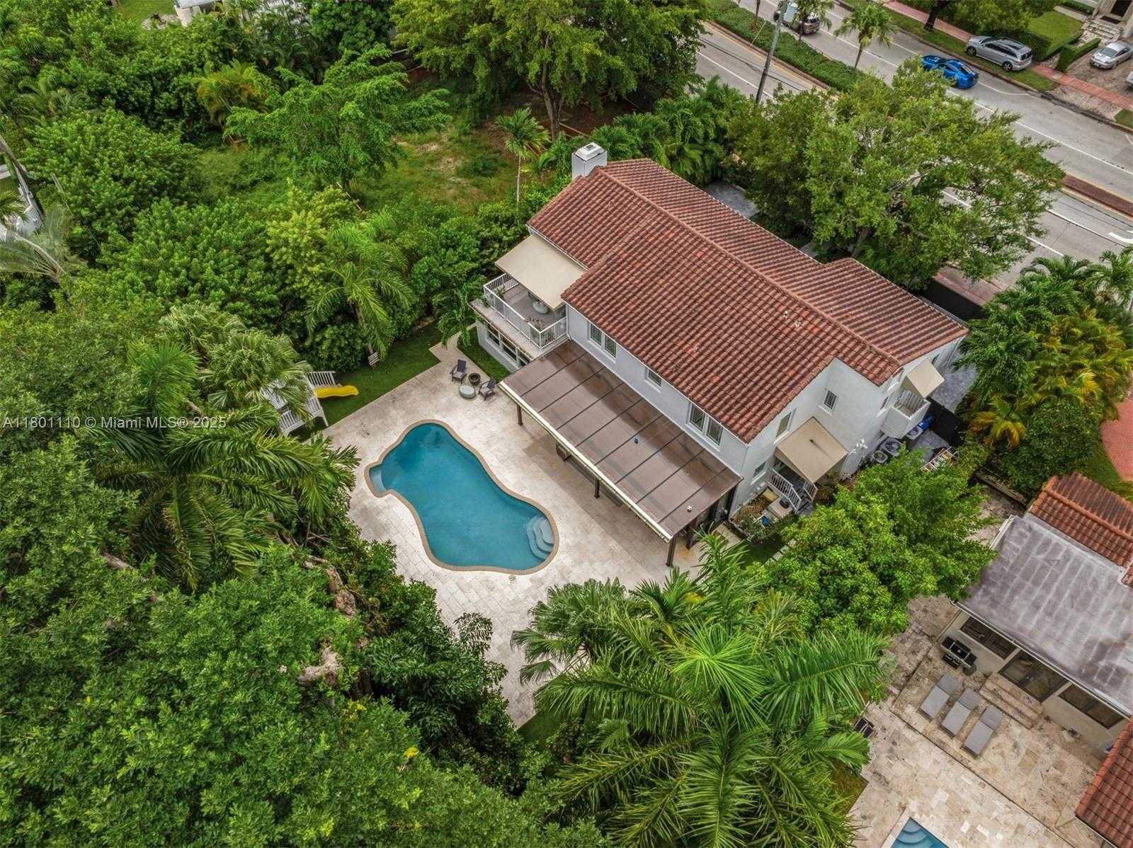 Small Image of 4469 ALTON RD, Miami Beach Number 43