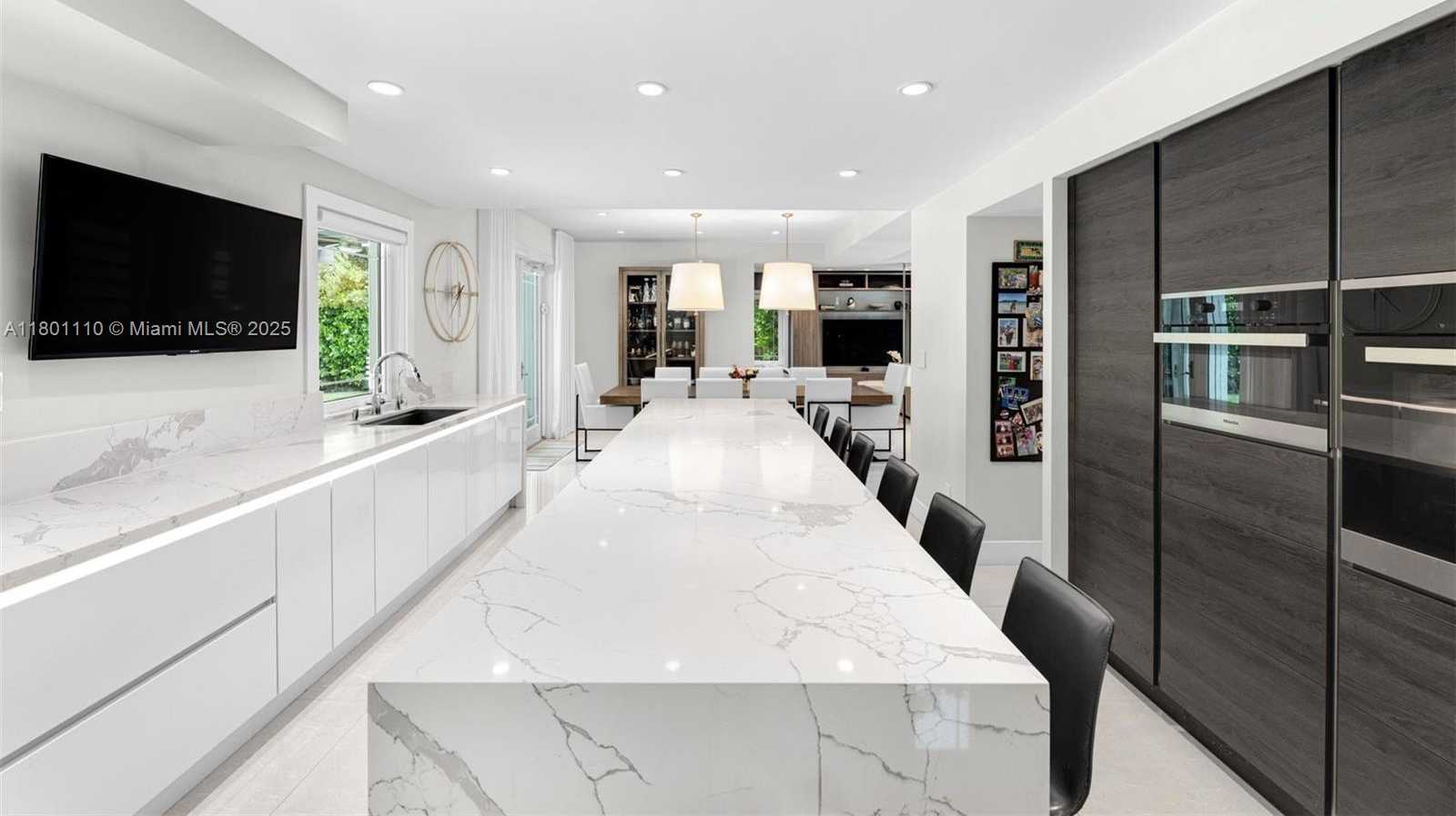 Small Image of 4469 ALTON RD, Miami Beach Number 7