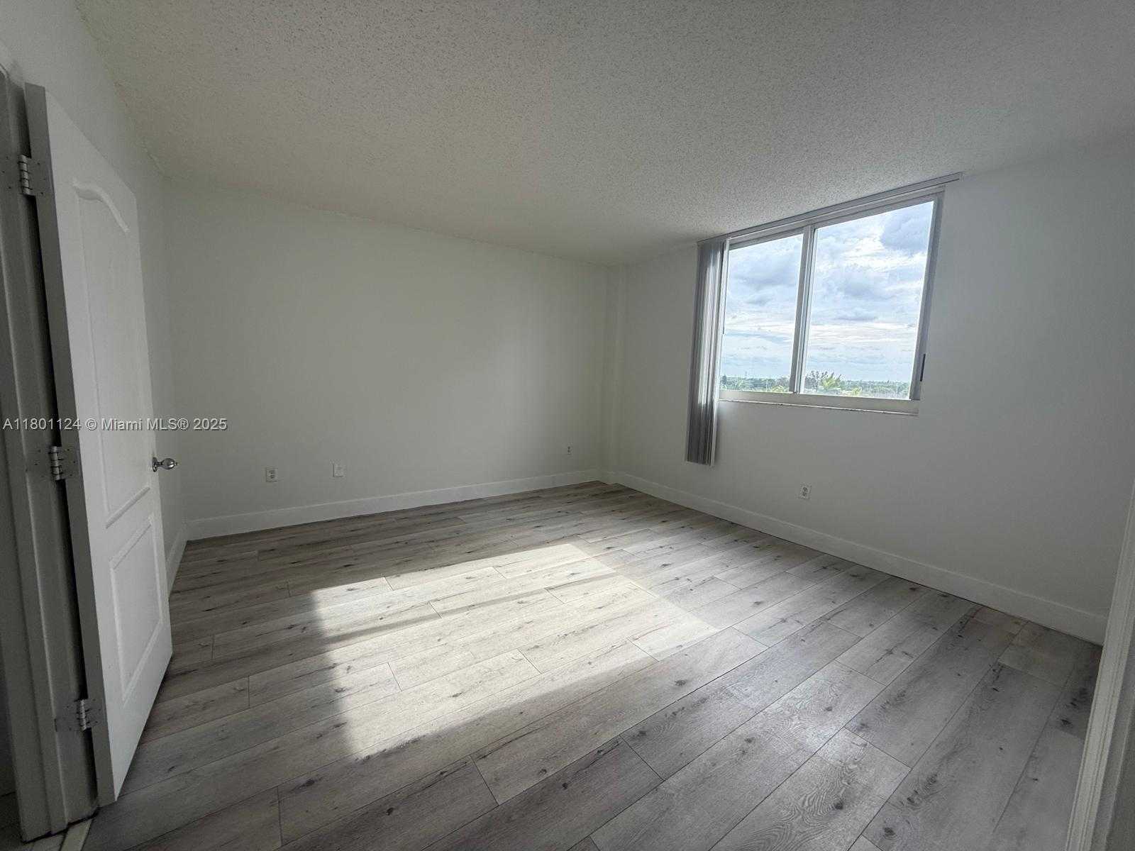 Small Image of 5091 NORTH WEST 7TH ST #810, Miami Number 10