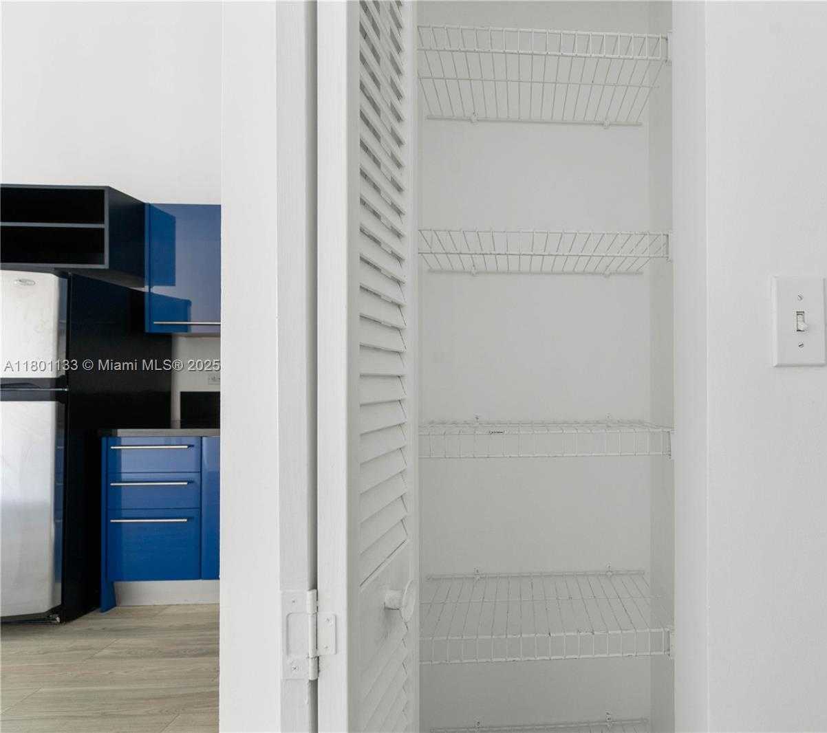 Small Image of 244 BISCAYNE BLVD #350, Miami Number 12