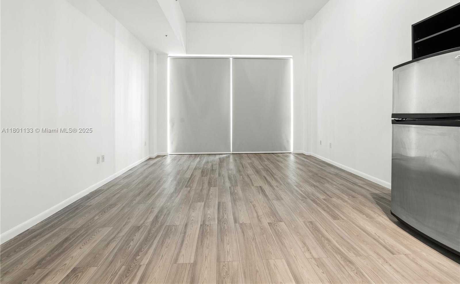 Small Image of 244 BISCAYNE BLVD #350, Miami Number 16