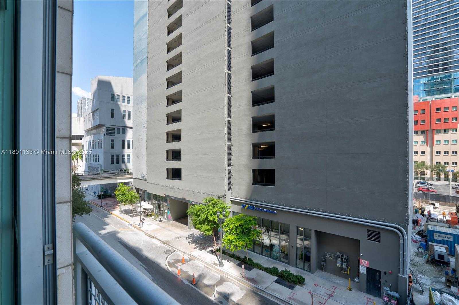 Small Image of 244 BISCAYNE BLVD #350, Miami Number 20