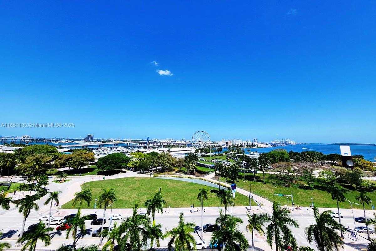 Small Image of 244 BISCAYNE BLVD #350, Miami Number 31